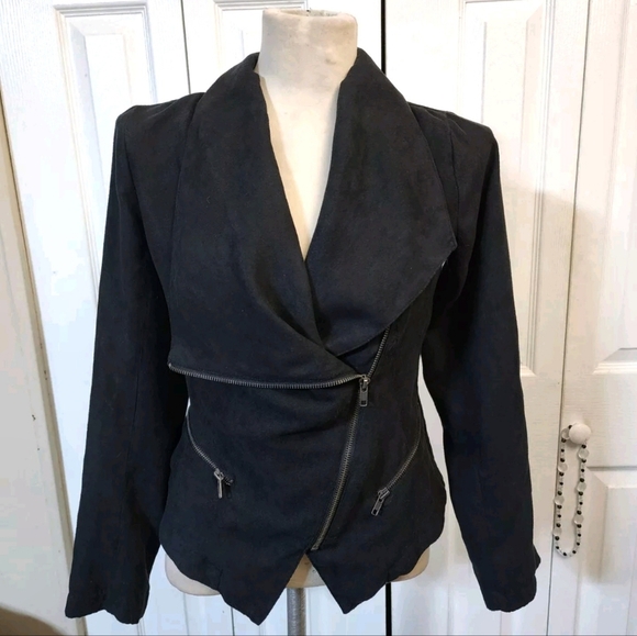 NWT Rampage Black Asymmetrical Zip Faux Micro Suede Long Sleeve Jacket - Picture 1 of 16